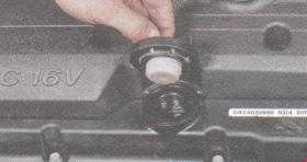 Замена масла и масляного фильтра на Kia Rio 2 (JB, 2005-2011)
